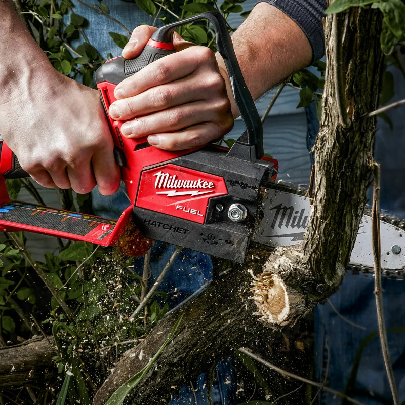 Milwaukee M12FHS-602X Fuel Hatchet Pruning Saw GB2-1